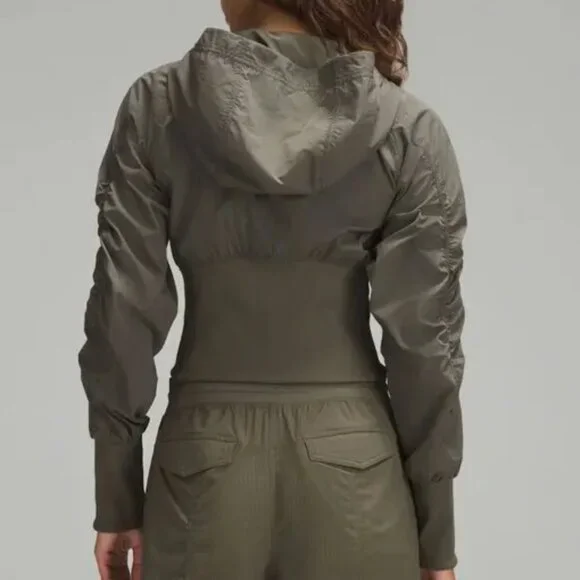 LULULEMON Ruched Ribbed-Waist Jacket - Picture 2 of 9